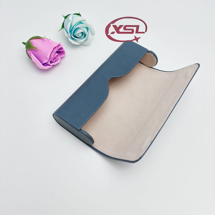 Glasses case