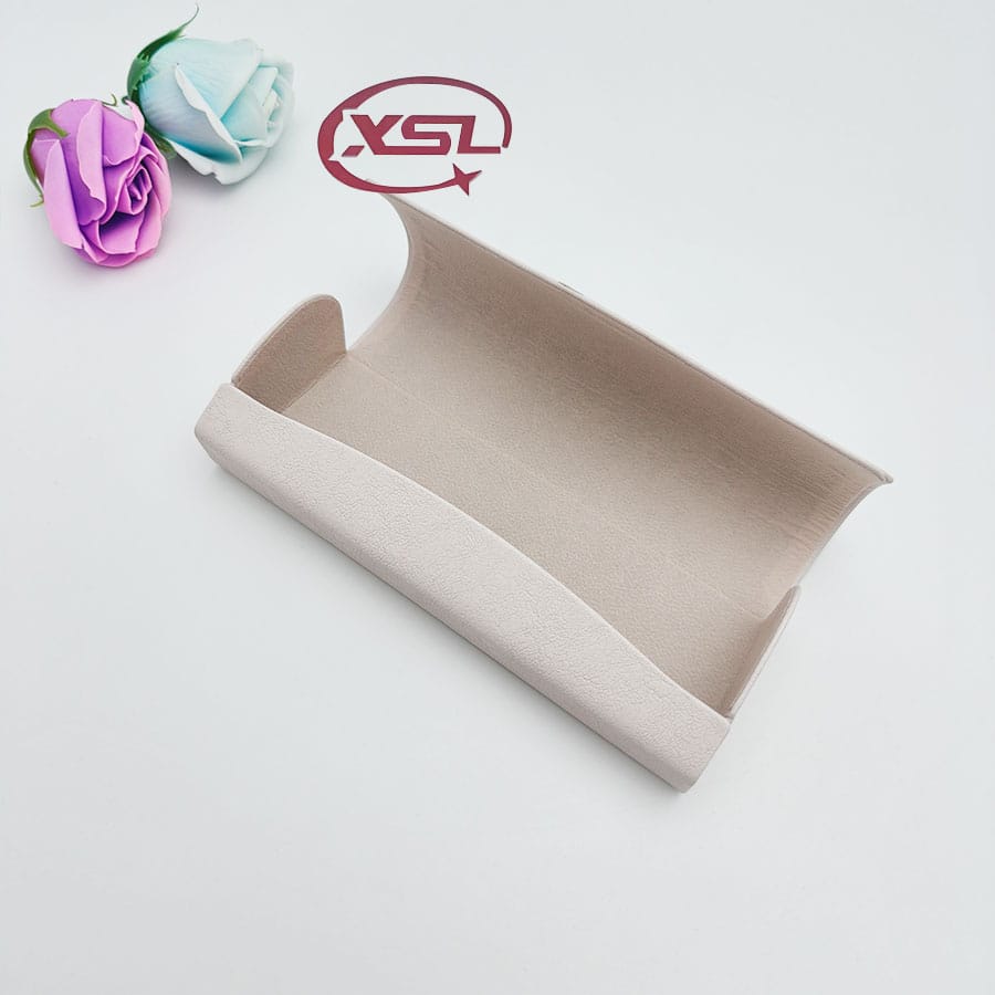 Glasses case