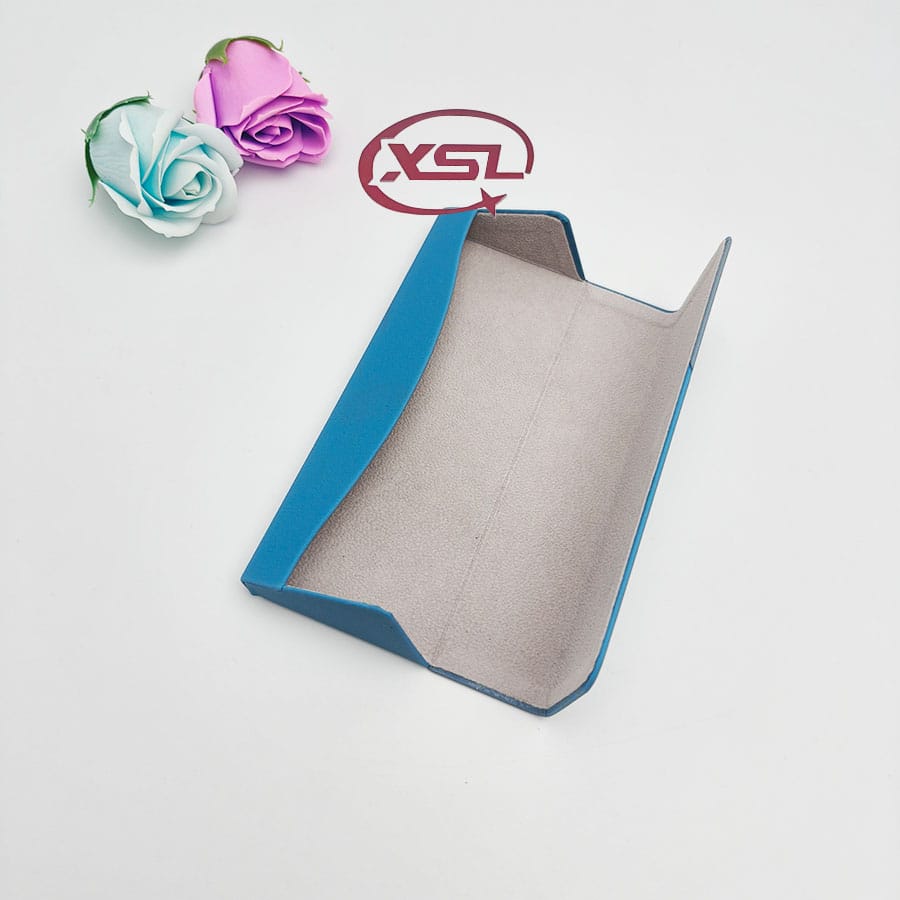 Glasses case