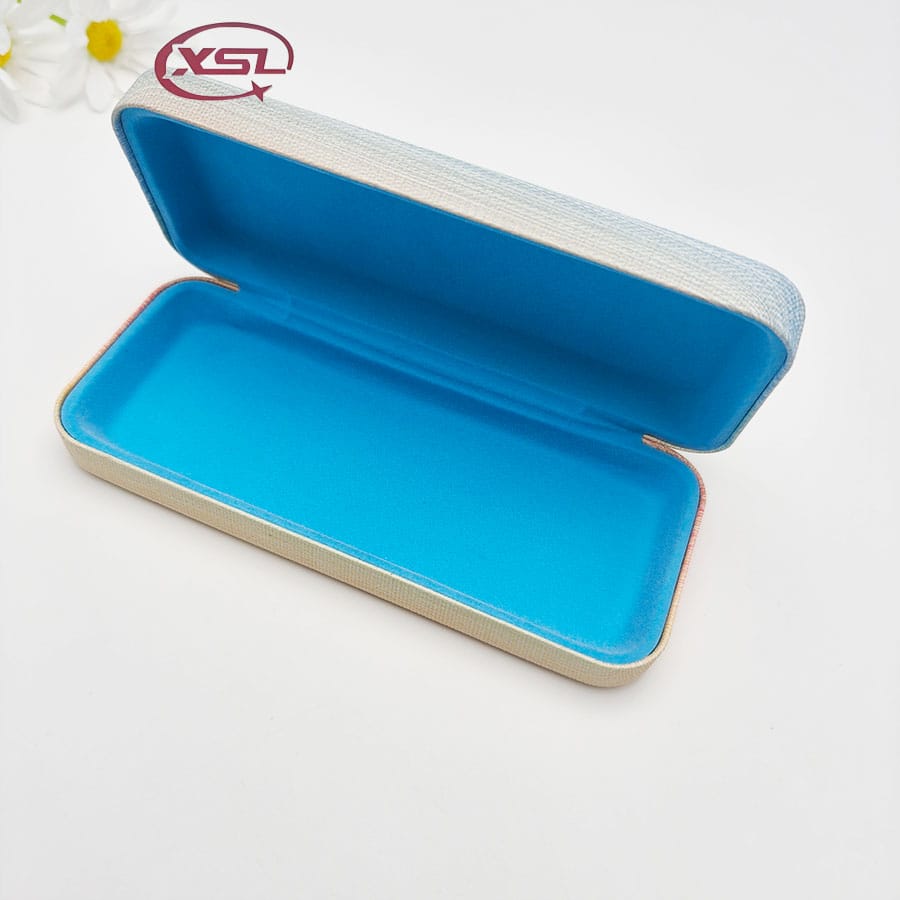 Glasses case
