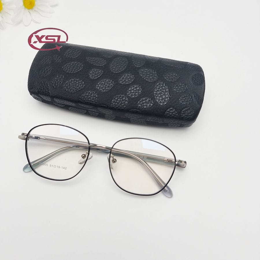 Glasses case