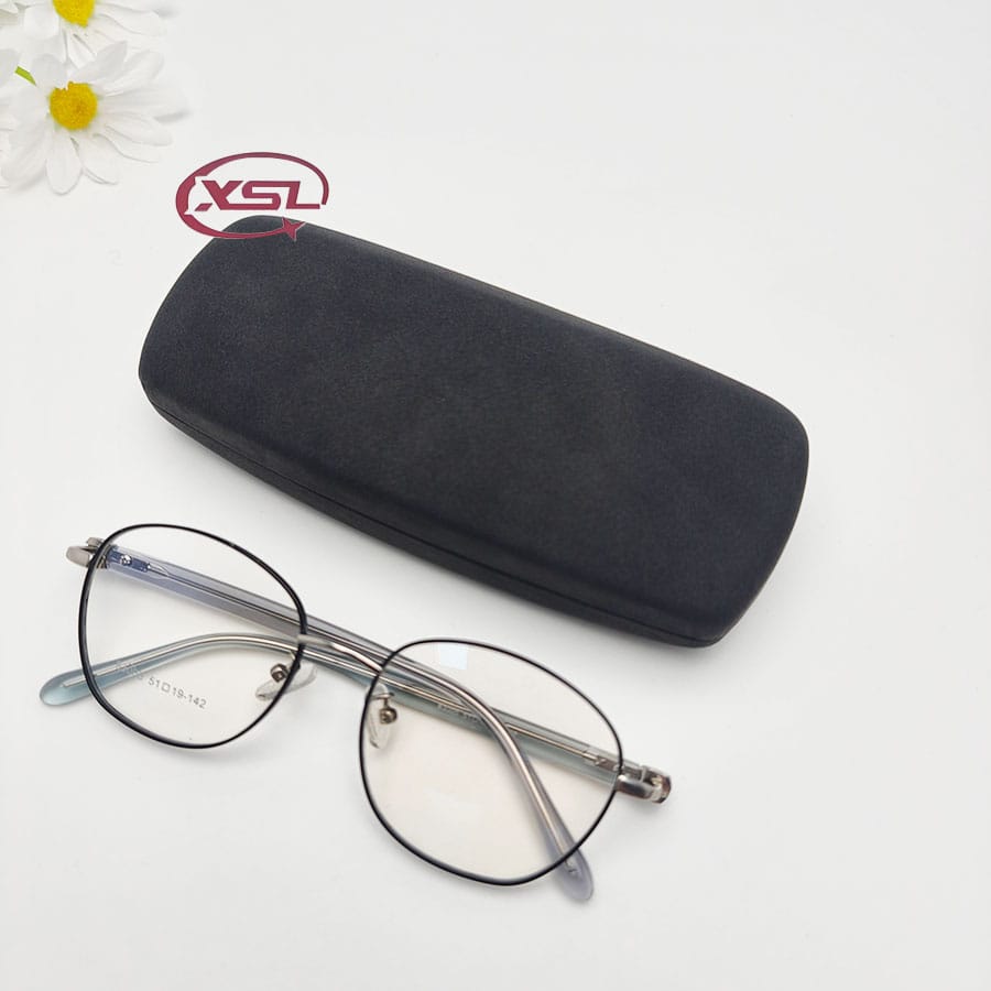 Glasses case