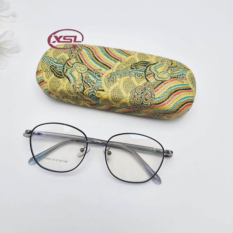 Glasses case