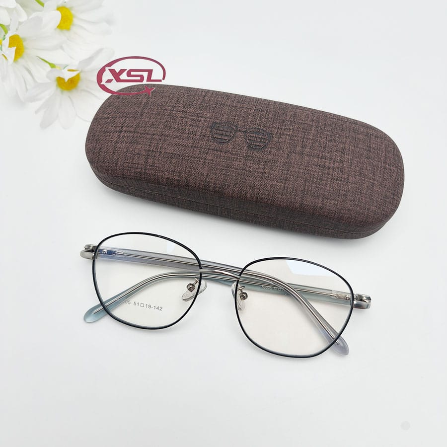 Glasses case