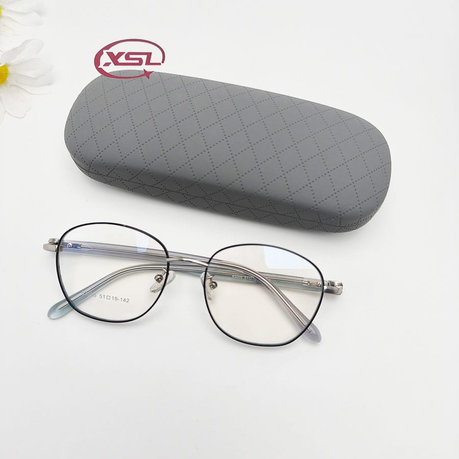 Glasses case