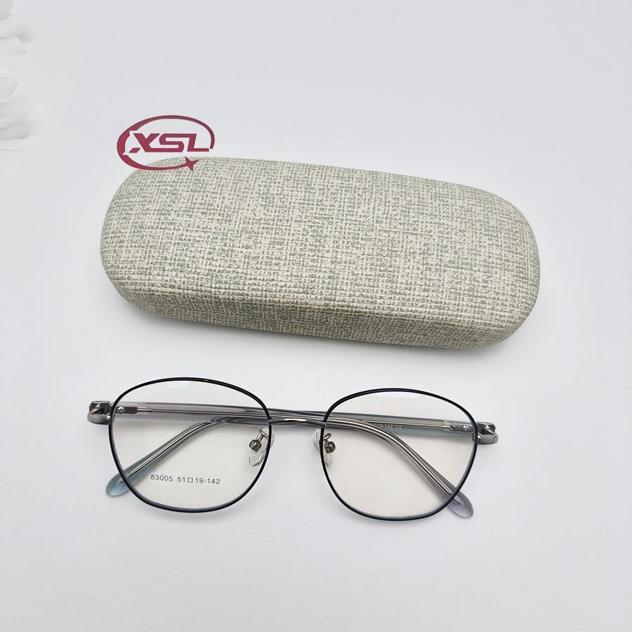Glasses case