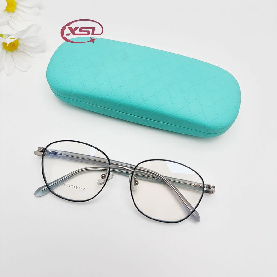 Glasses case