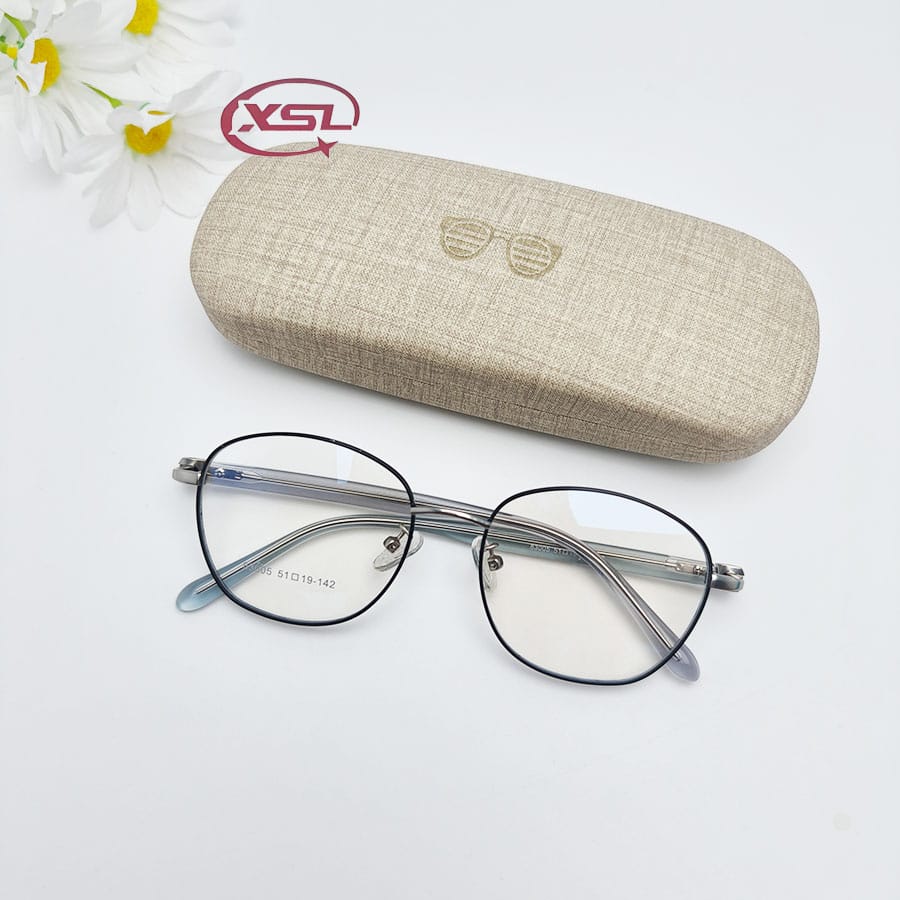 Glasses case