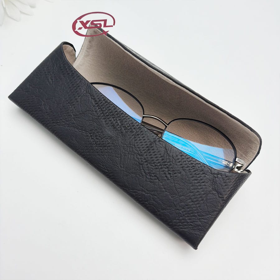 Glasses case