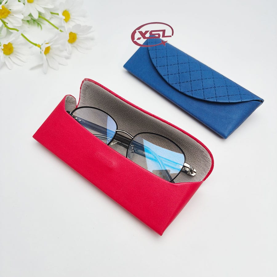 Glasses case