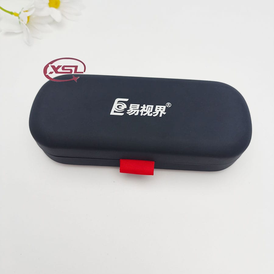 Glasses case