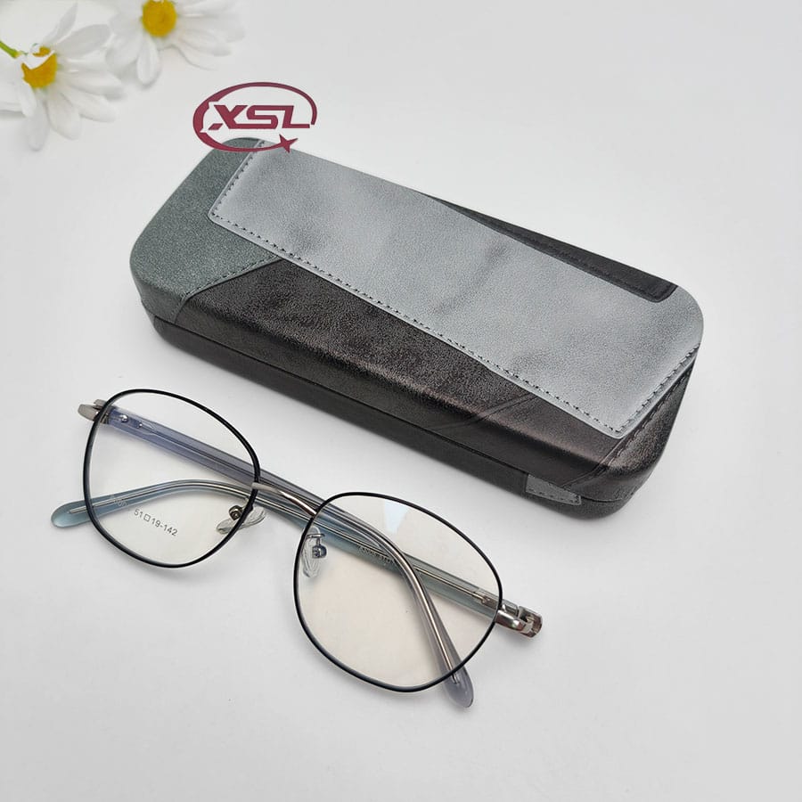 Glasses case