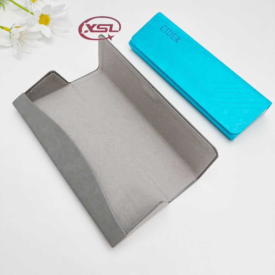 Glasses case
