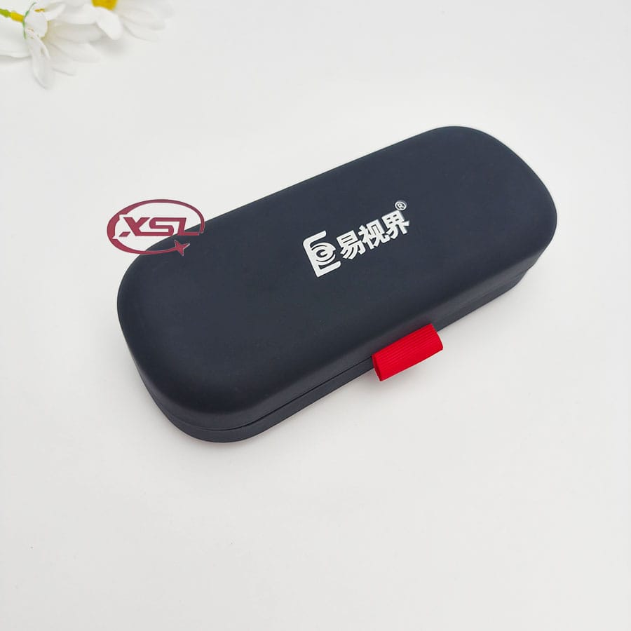 Glasses case
