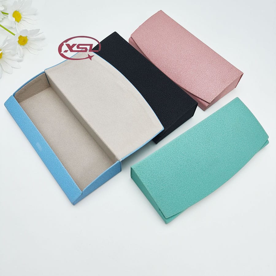 Glasses case