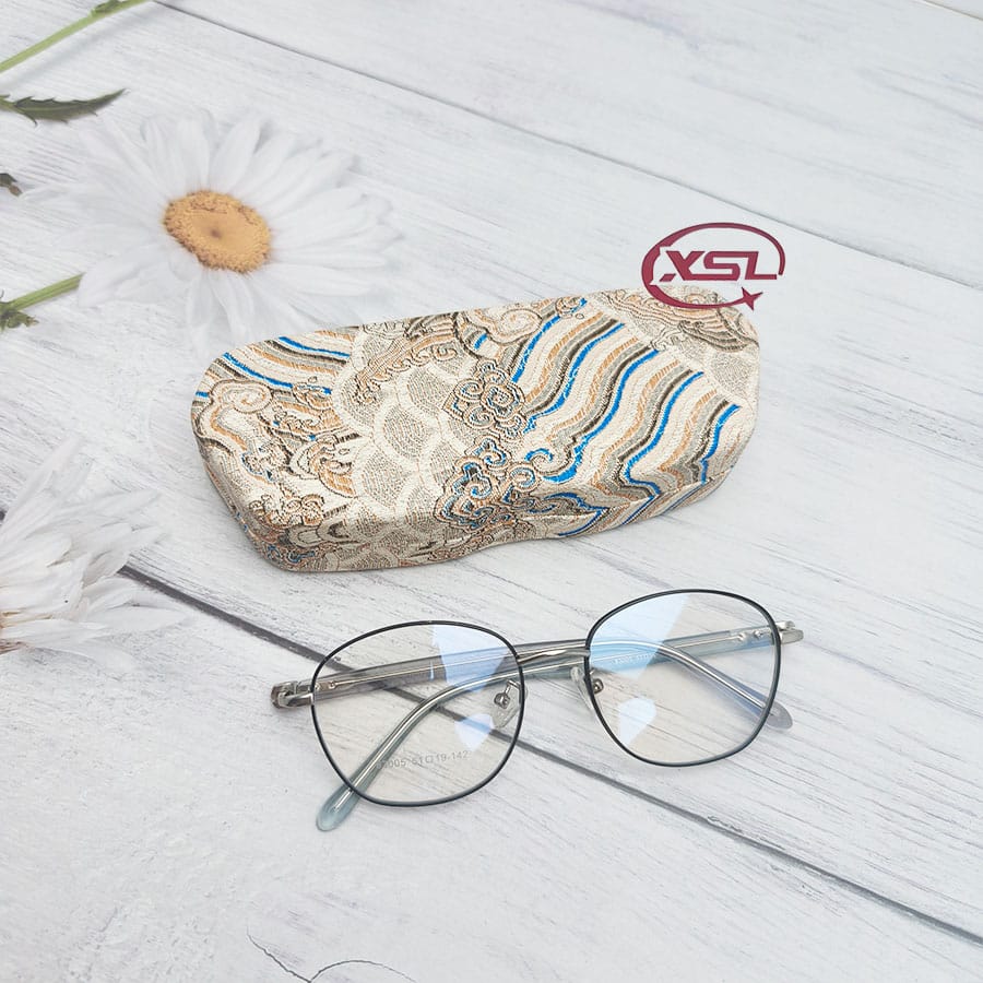 Glasses case