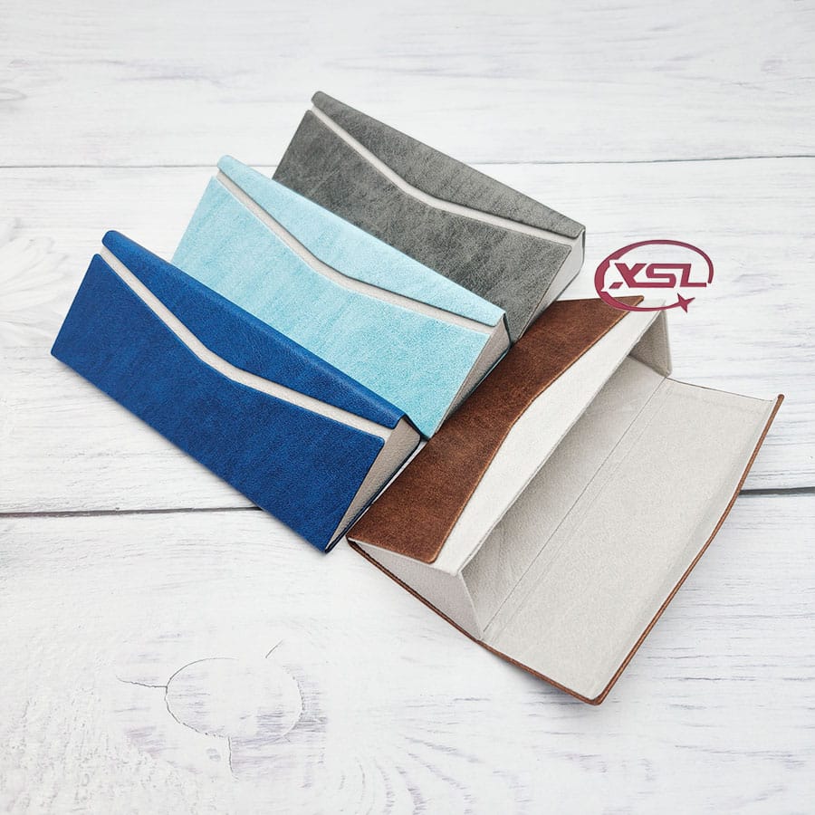 Folding case
