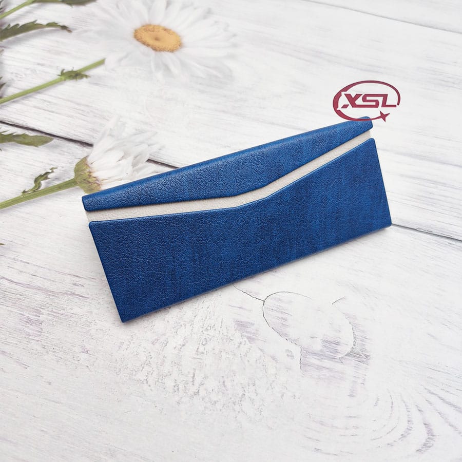 Folding case