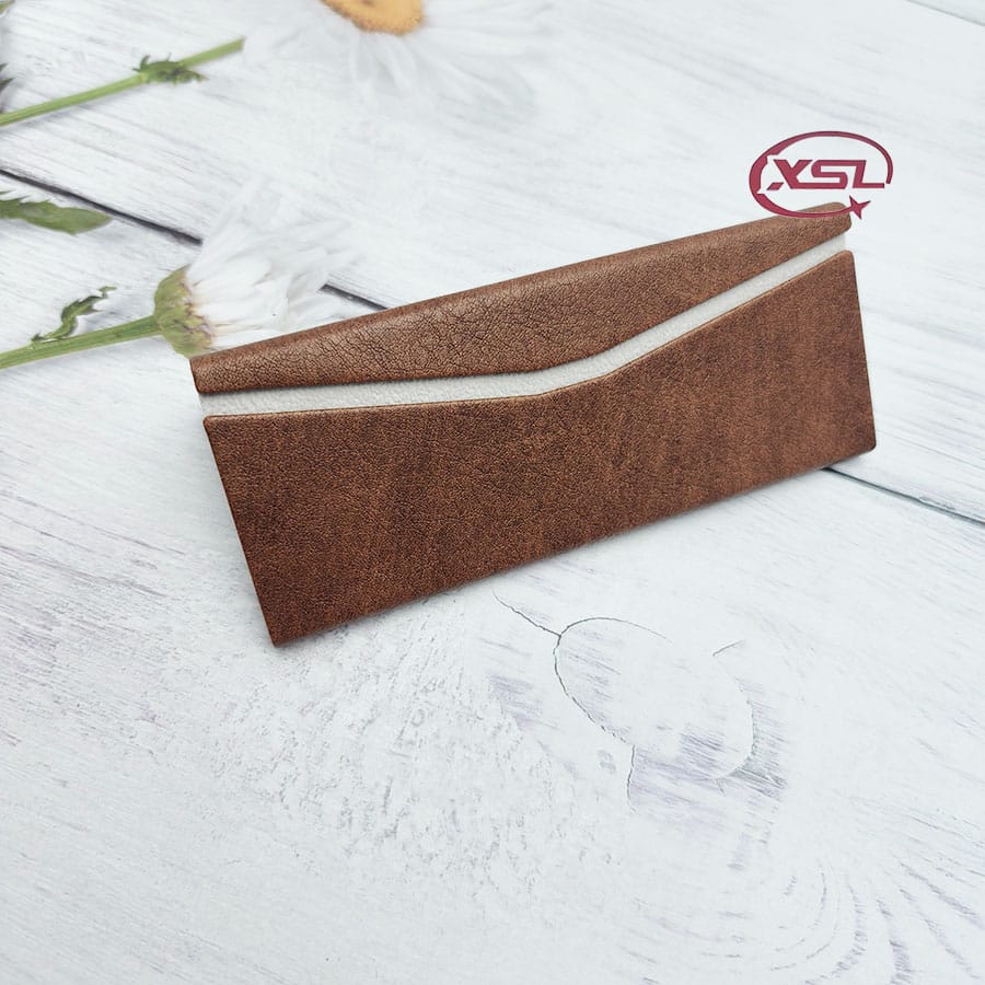 Folding case