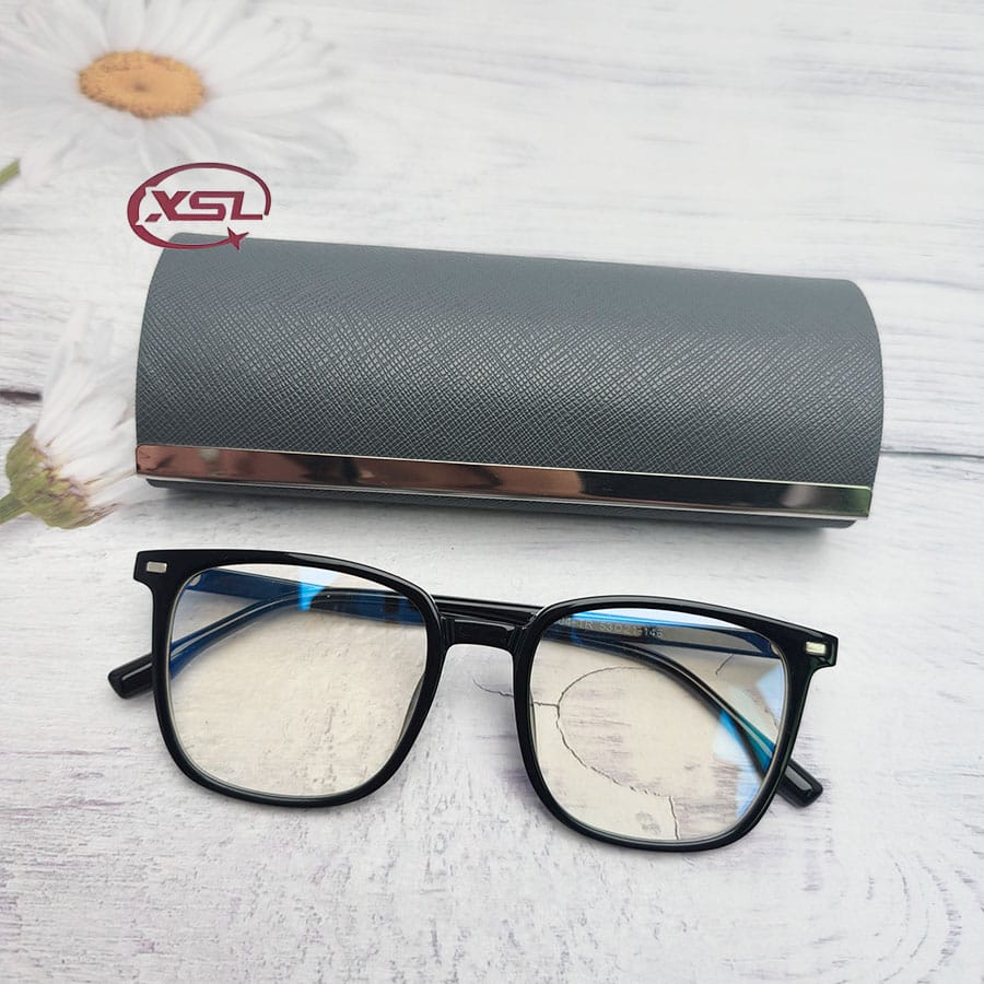 Glasses case