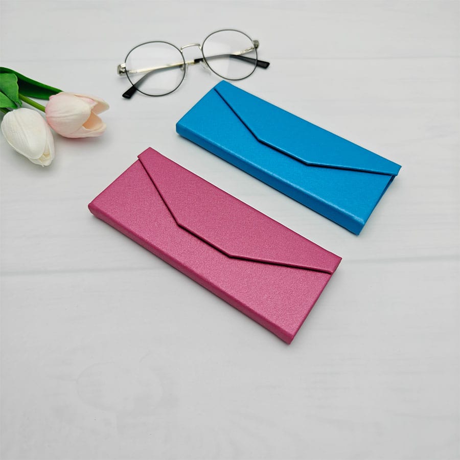 Folding case