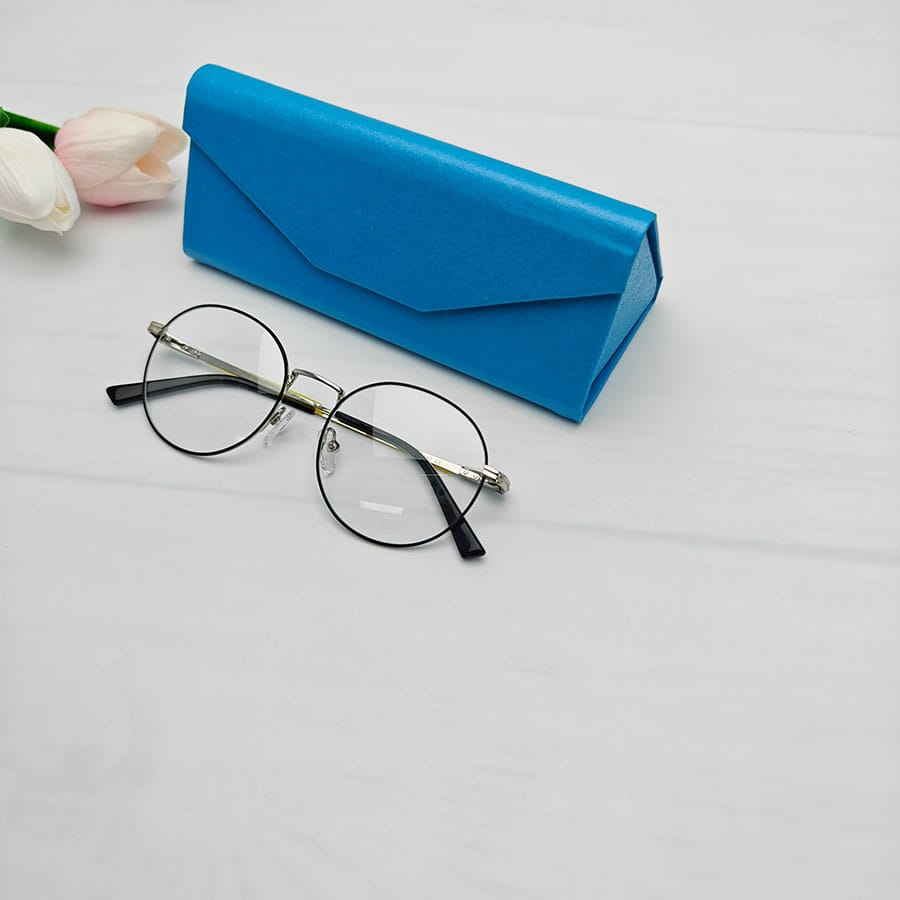 Folding case