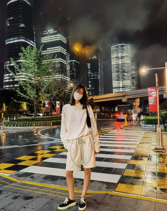 It's said that it takes only 30 seconds for Liu Wen and Jenny to choose clothes. I'm sore! It's said that it takes only 30 seconds for Liu Wen and Jenny to choose clothes. I'm sore!