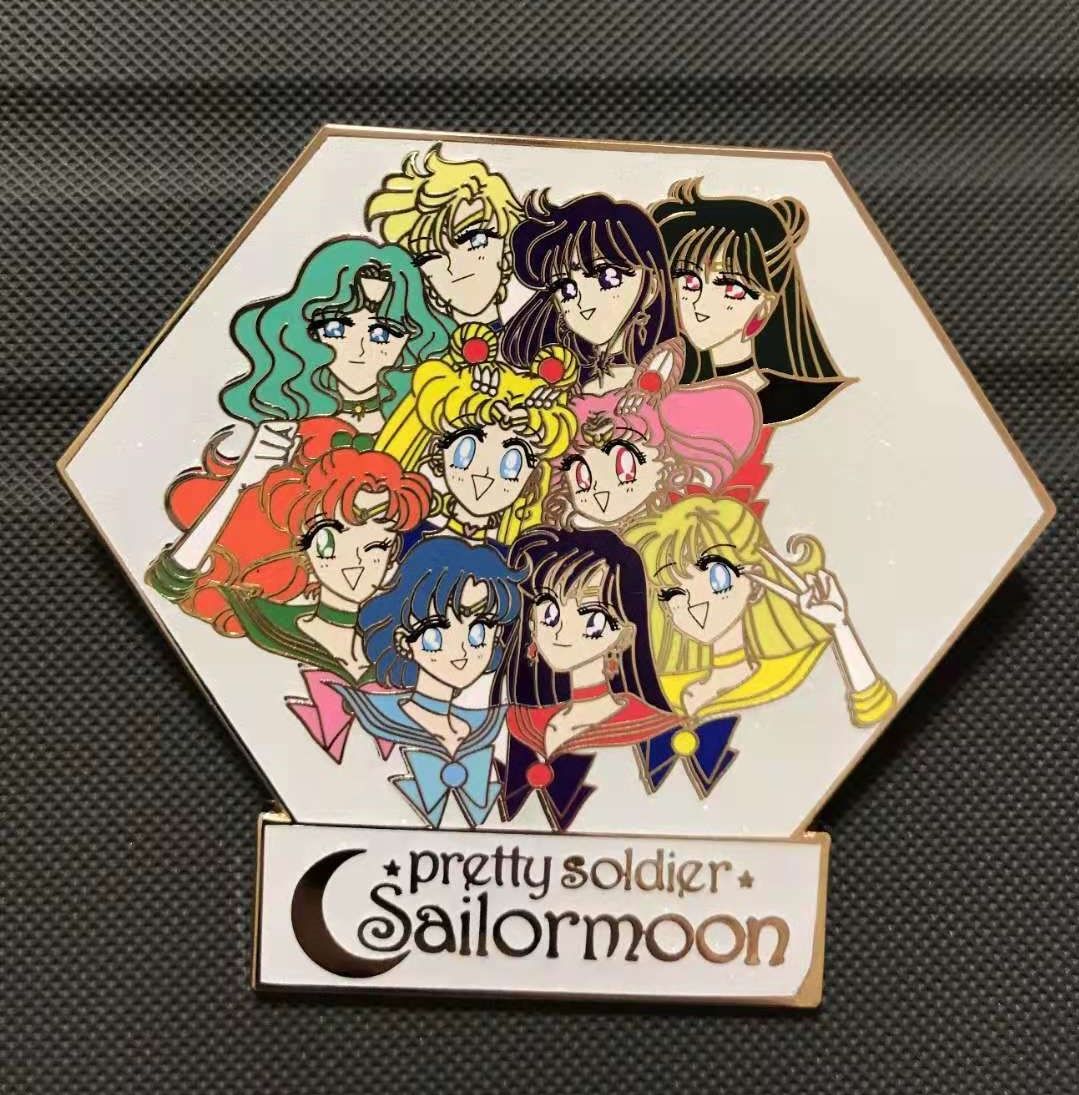 Pretty soldiers pin