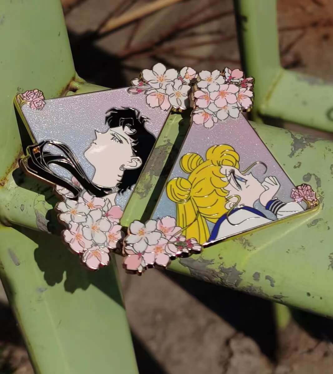 Seiya＆Usagi Pin