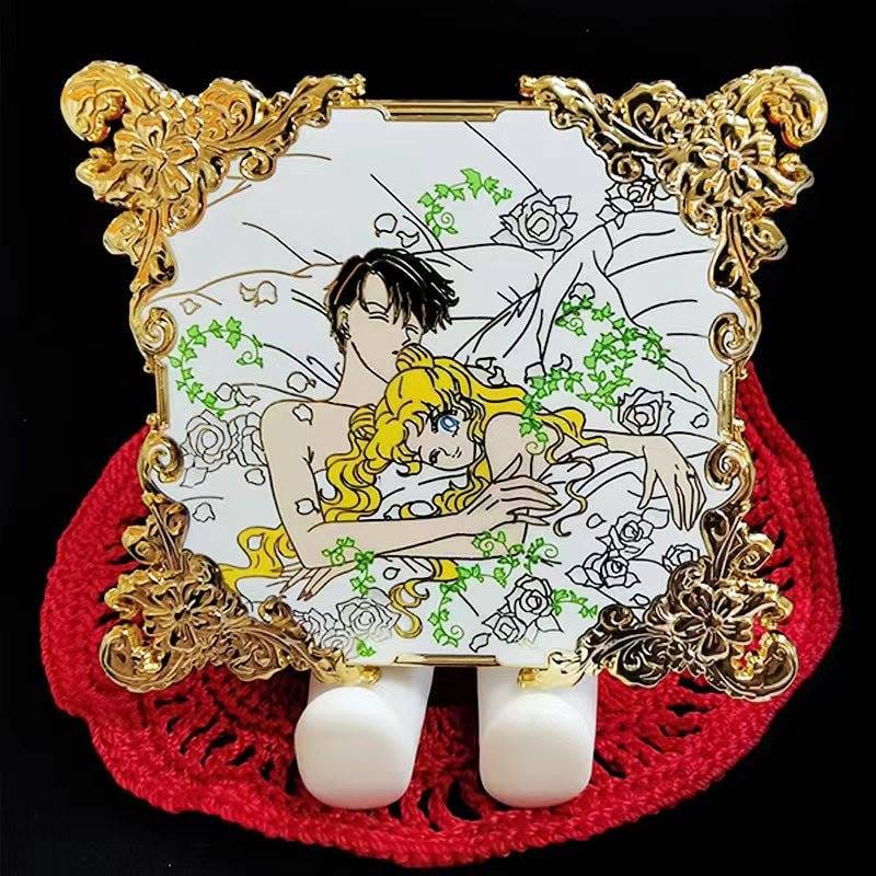 Usagi & Mamoru Pin