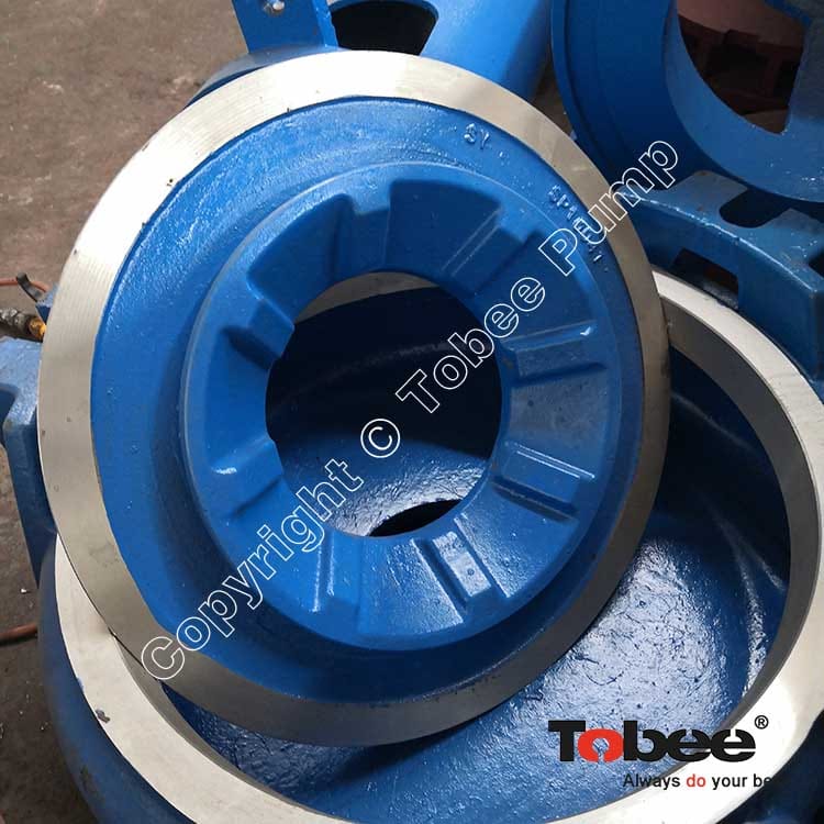 Vertical cantilever slurry pump