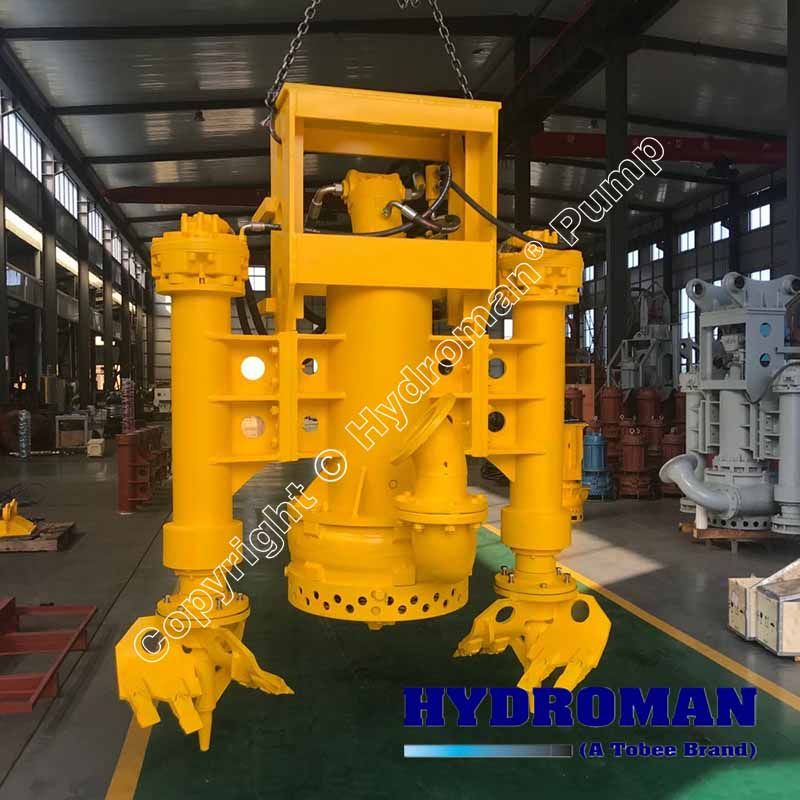 Excavator mounted submersible hydraulic dredge pump