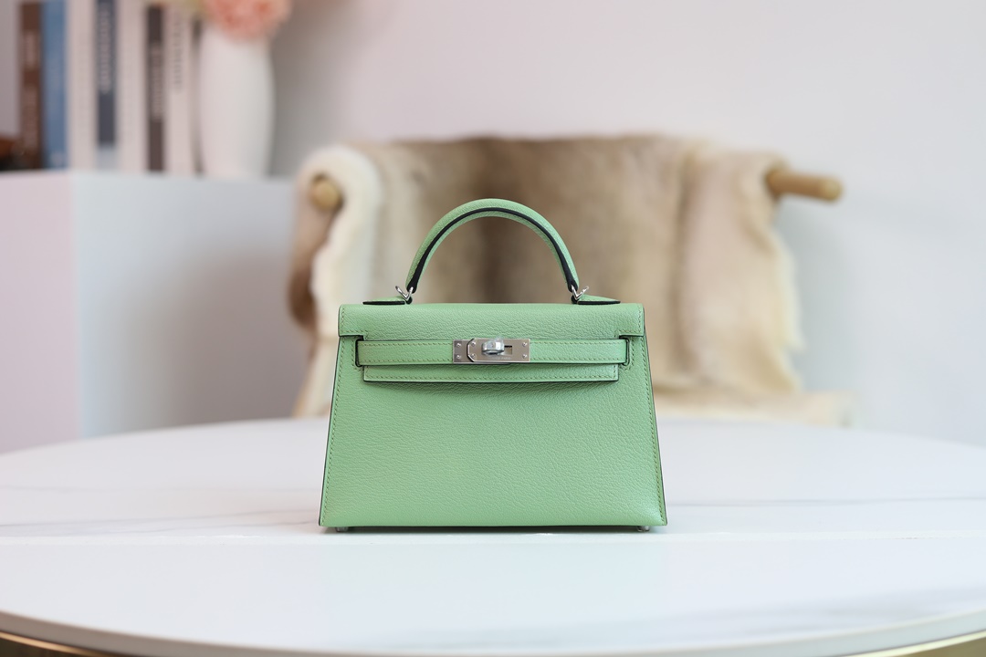 MINI KELLY 20 89 NOIR EPSOM PHW