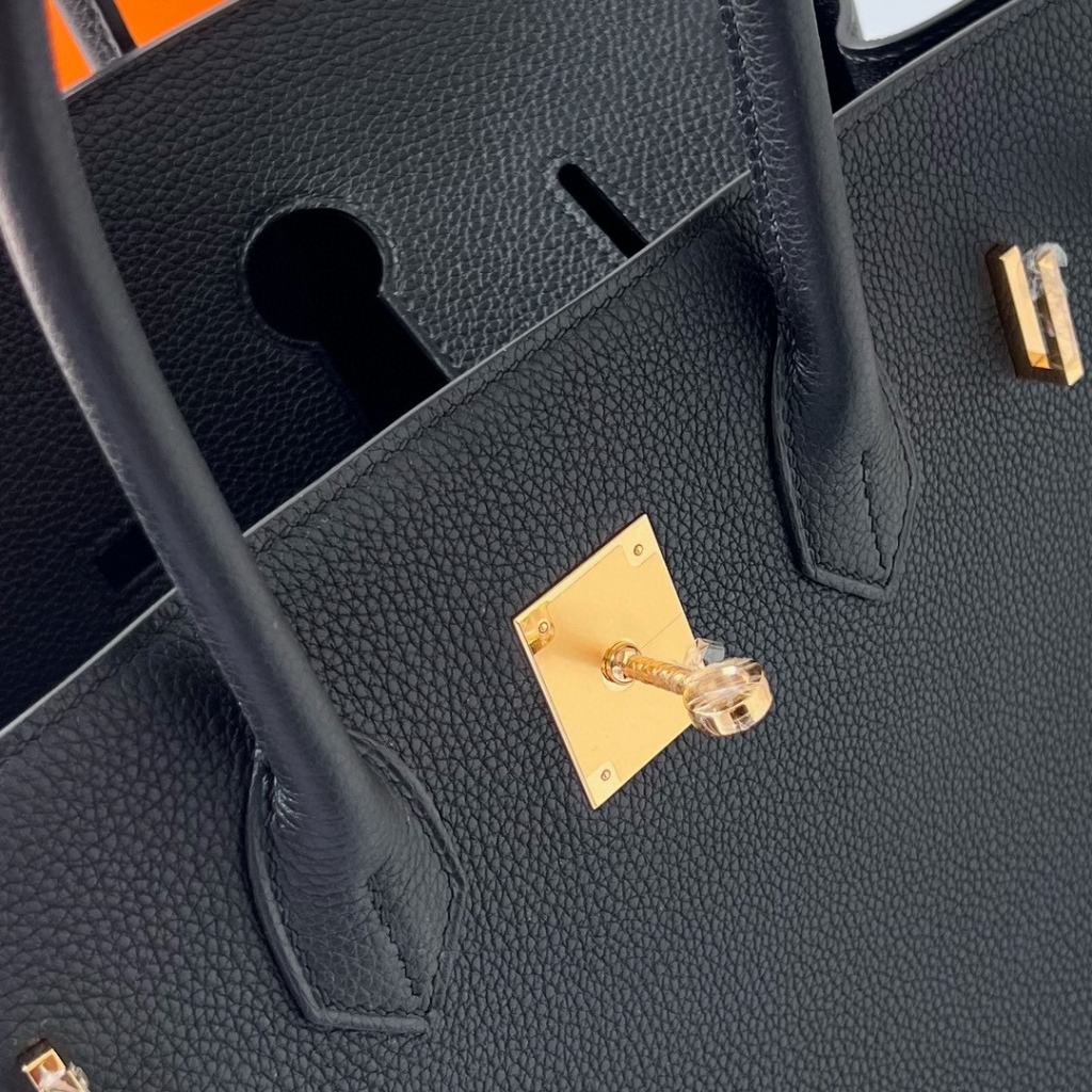BIRKIN 35CM TAURILLON CLEMENCE 89 NOIR GHW