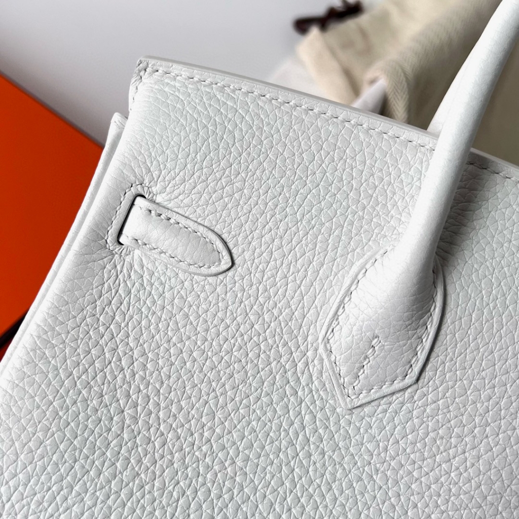 BIRKIN 25CM TAURILLON CLEMENCE 01 PURE WHITE GHW BIRKIN 25CM TAURILLON CLEMENCE 01 PURE WHITE GHW