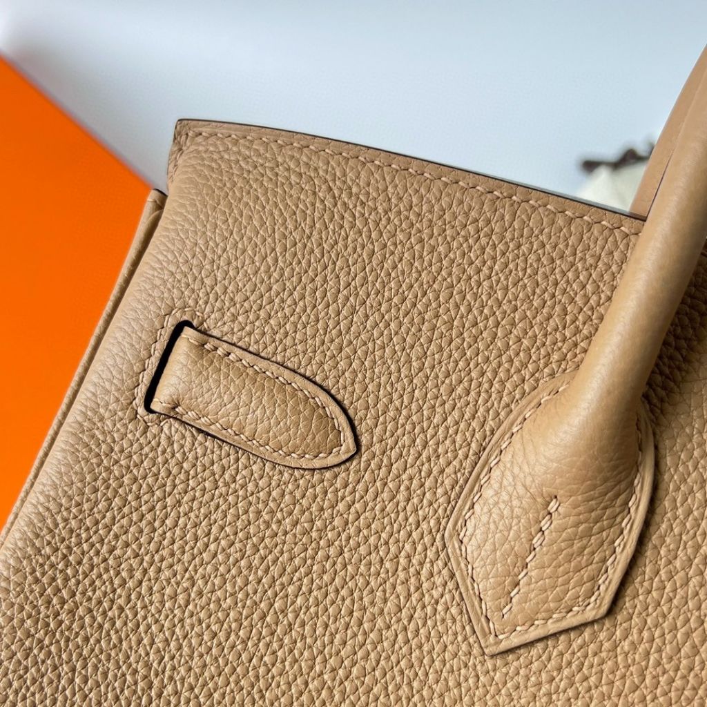 BIRKIN 30CM TAURILLON CLEMENCE 0M CHAI GHW