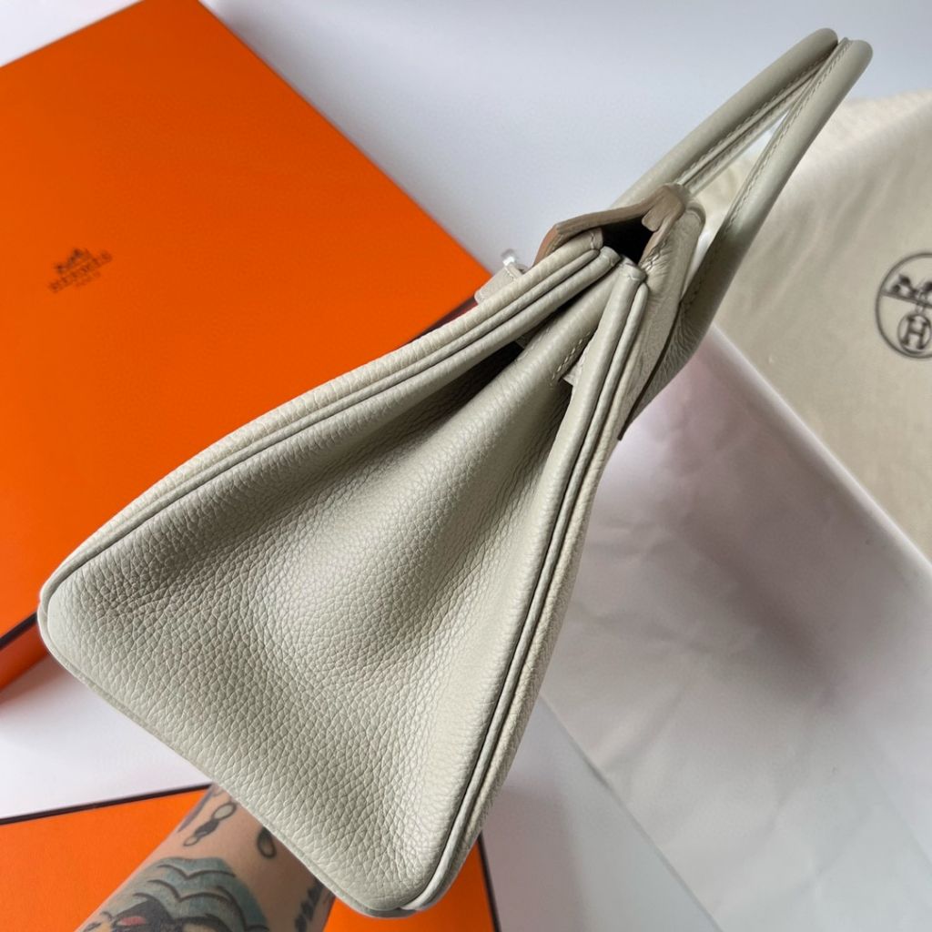BIRKIN 25CM TAURILLON CLEMENCE 10 CRAIE/80 GRIS PERLE BRUSHED SILVER HARDWARE