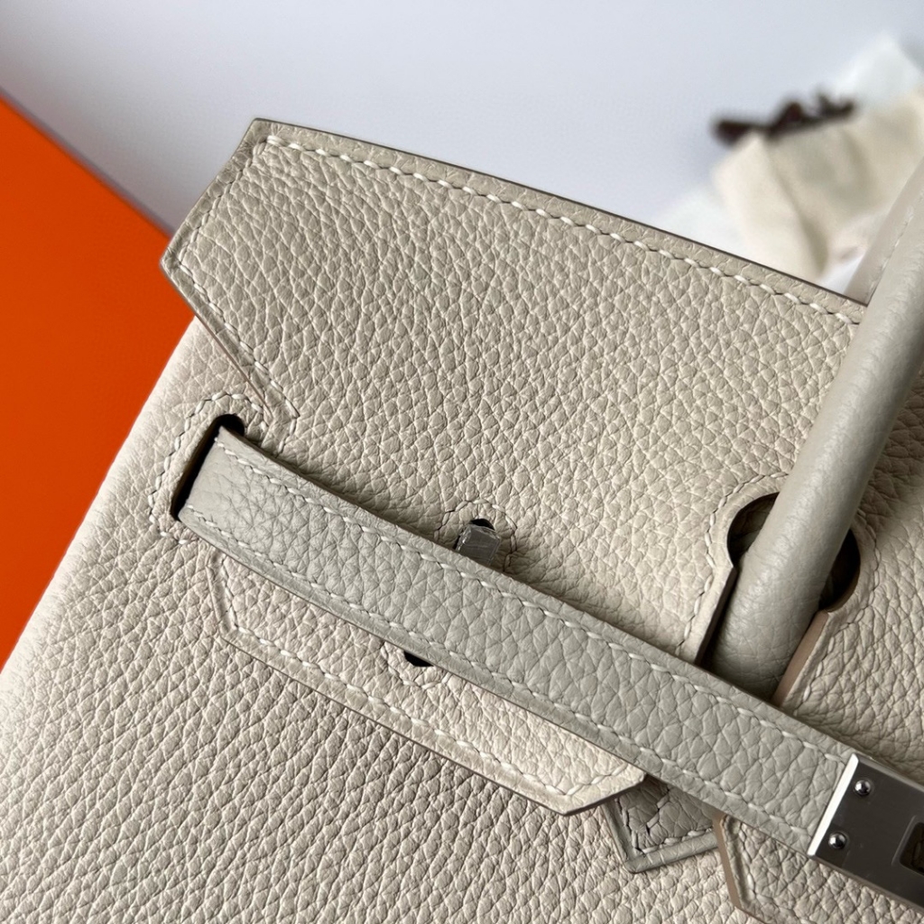 BIRKIN 25CM TAURILLON CLEMENCE 10 CRAIE/80 GRIS PERLE BRUSHED SILVER HARDWARE