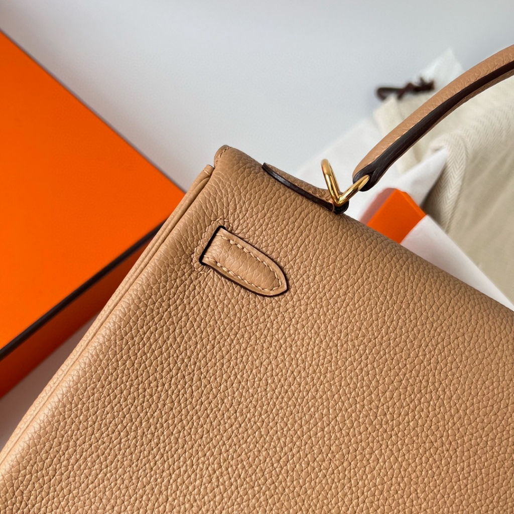 KELLY 25CM TAURILLON CLEMENCE 0M CHAI GHW