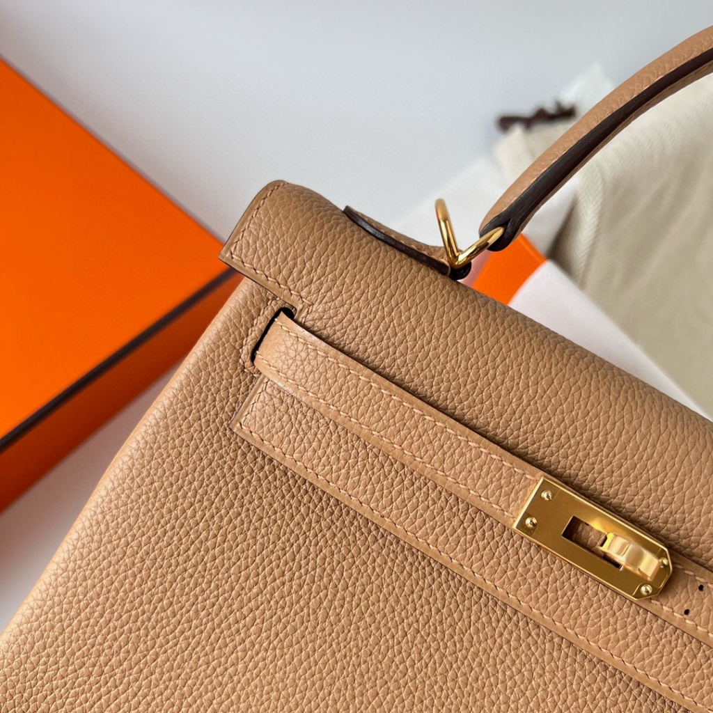 KELLY 25CM TAURILLON CLEMENCE 0M CHAI GHW