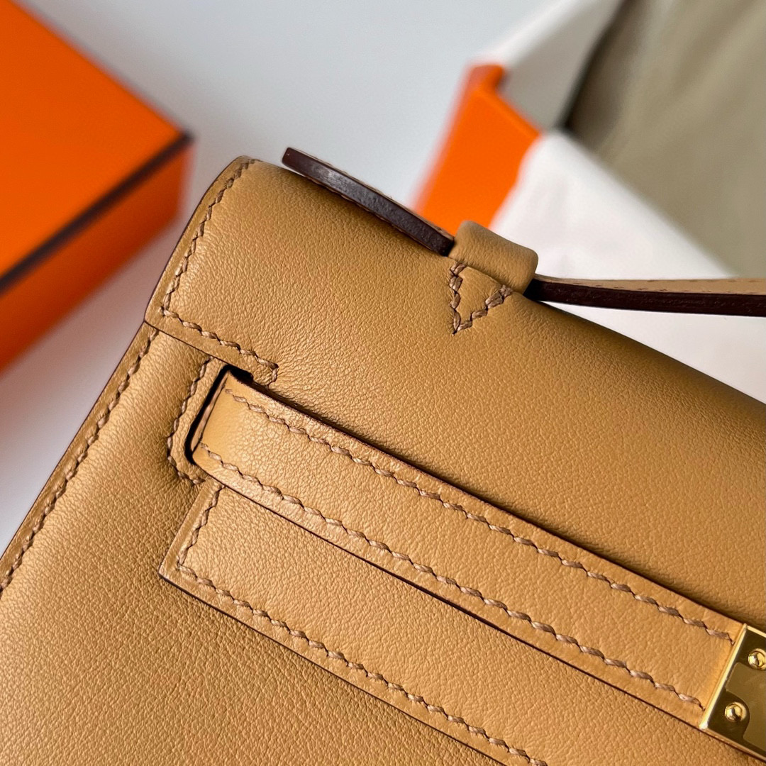KELLY POCHETTE SWIFT 4B BISCUIT GHW