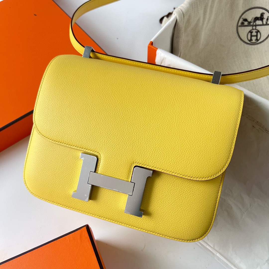 CONSTANCE 24CM EVERCOLOR 9O JAUNE DE NAPLES SILVER HARDWARE