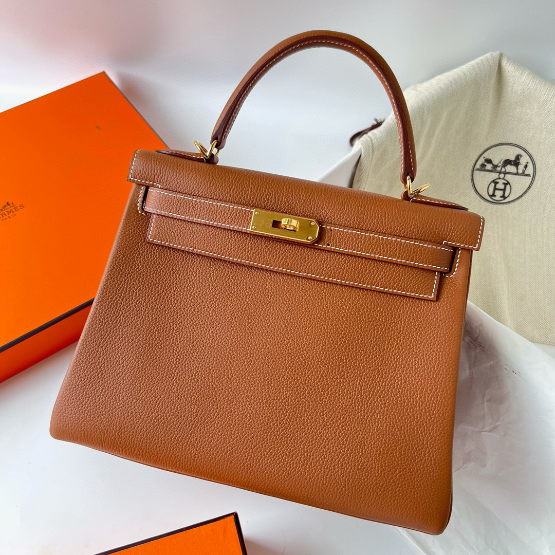 KELLY 28CM TAURILLON CLEMENCE 37 GOLD GHW