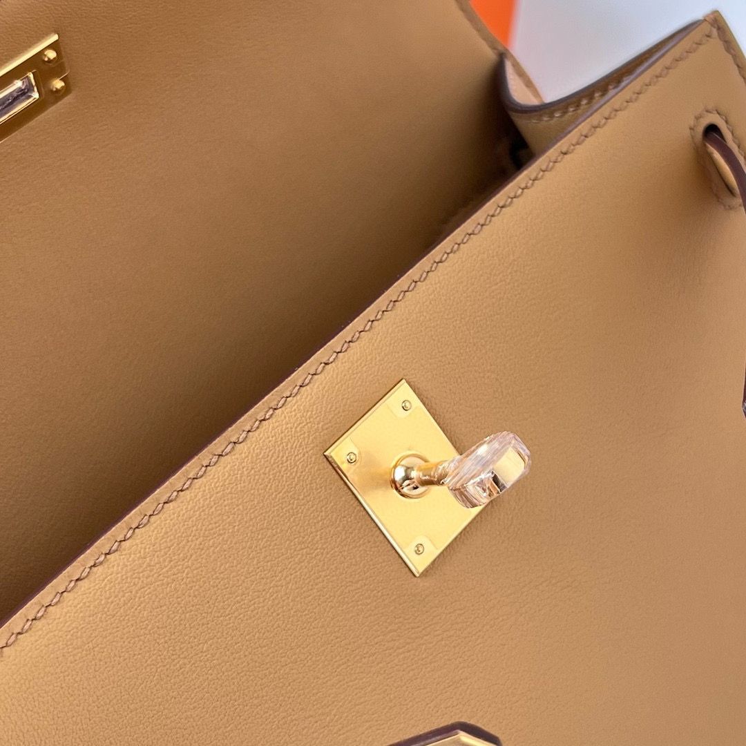 KELLY POCHETTE SWIFT 4B BISCUIT GHW