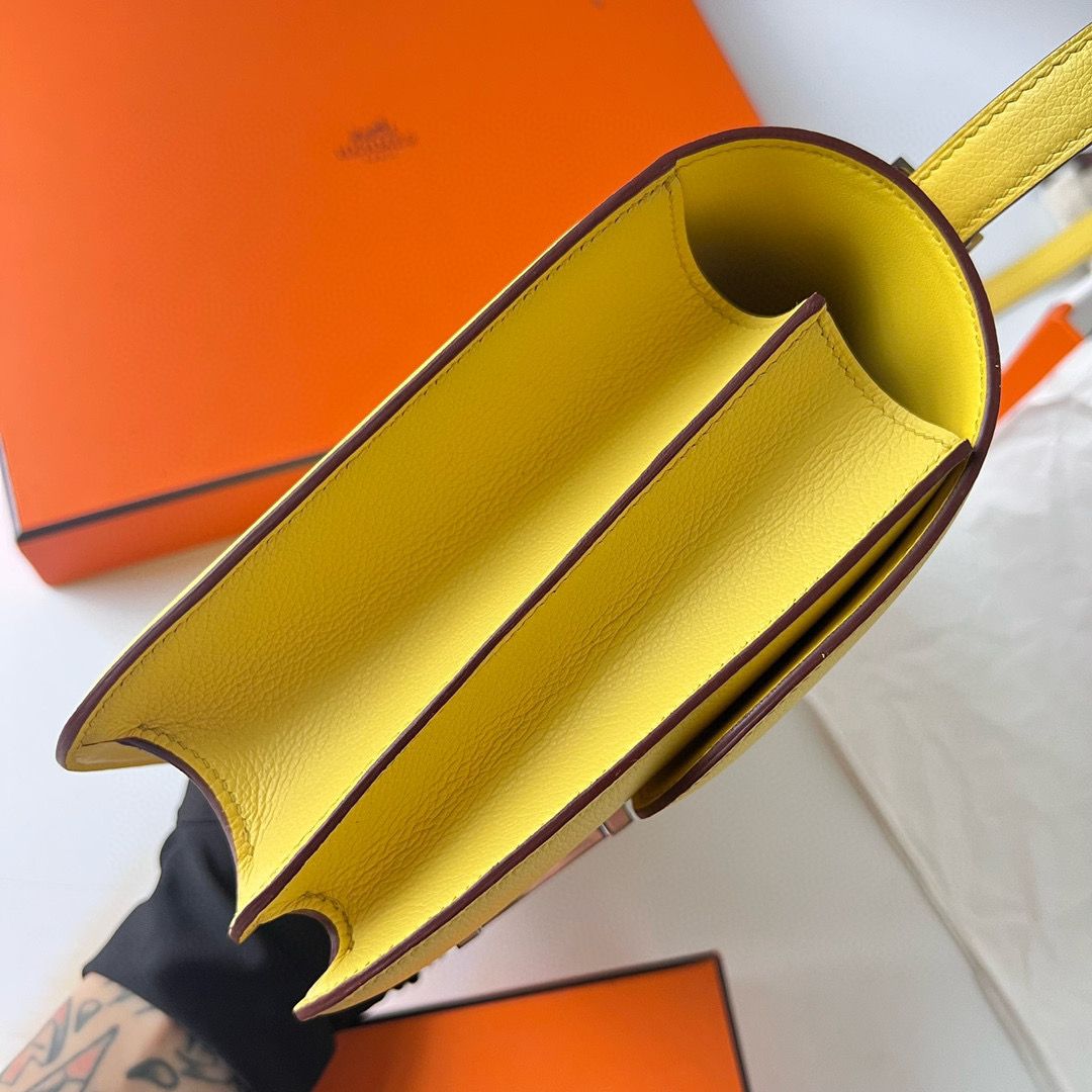 CONSTANCE 24CM EVERCOLOR 9O JAUNE DE NAPLES SILVER HARDWARE