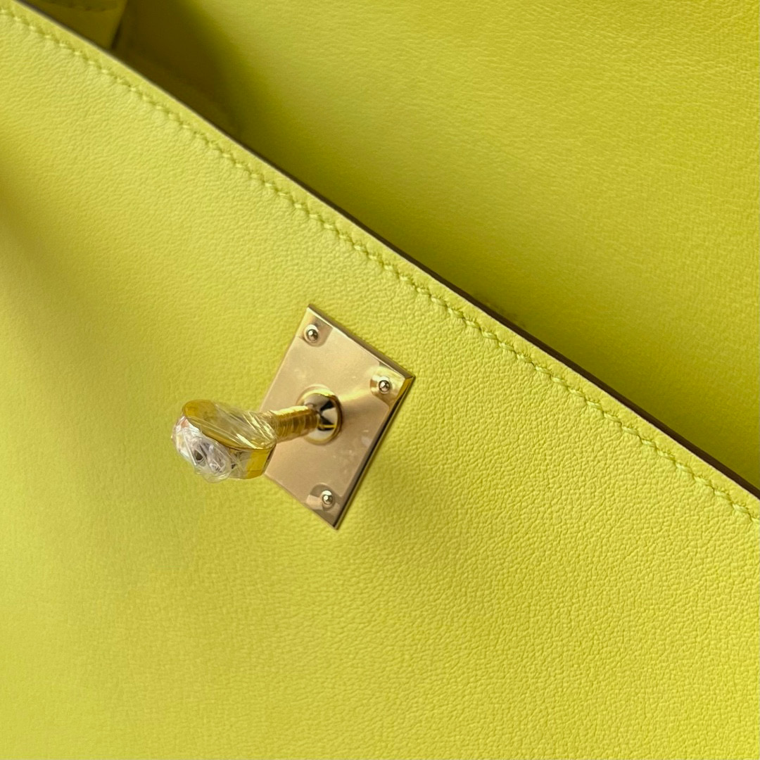KELLY POCHETTE SWIFT 9R LIME GHW KELLY POCHETTE SWIFT 9R LIME GHW