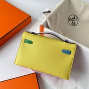 KELLY POCHETTE EPSOM 9R LIME/1Z JAUNE POUSSIN/P3 BLEU DU NORD/U4 VERT VERIGO//9J FEU/E5 ROSE TYRIEN/0 BLUE BRUME PHW