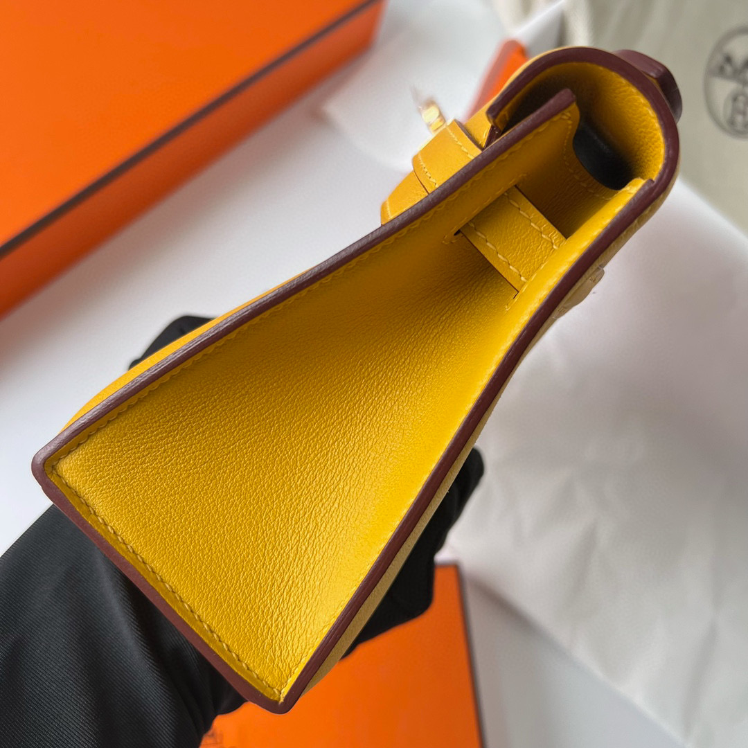 KELLY POCHETTE SWIFT 9D JAUNE AMBE GHW KELLY POCHETTE SWIFT 9D JAUNE AMBE GHW