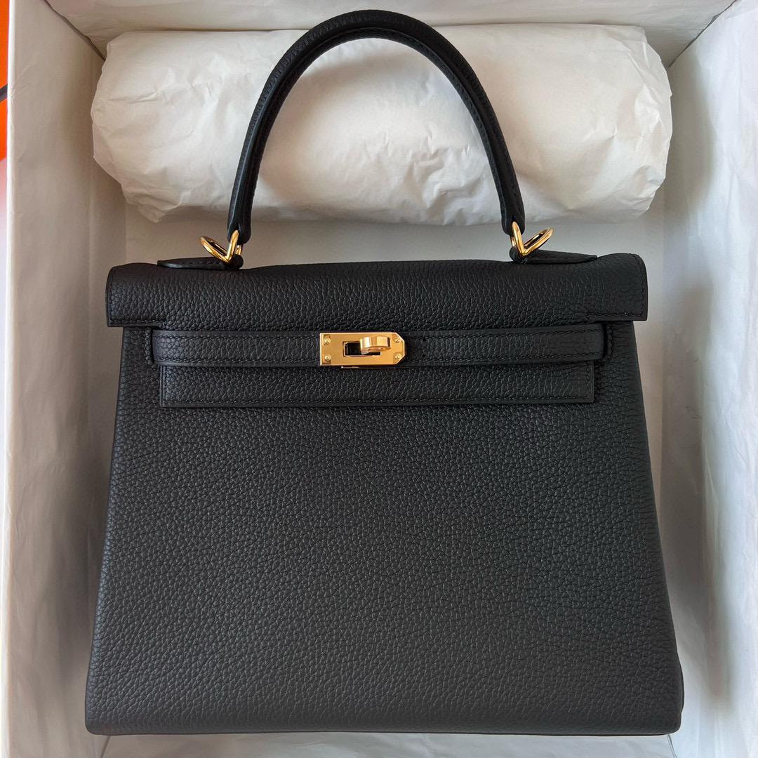 KELLY 25CM TAURILLON CLEMENCE 89 NOIR GHW KELLY 25CM TAURILLON CLEMENCE 89 NOIR GHW