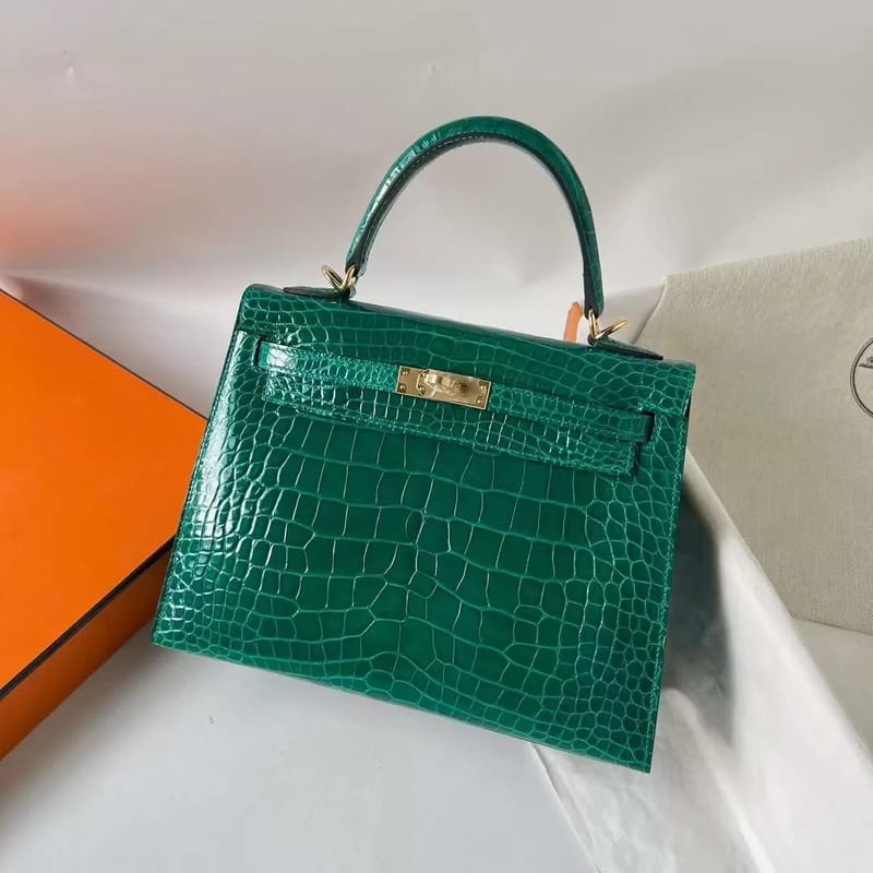KELLY SHINY ALLIGATOR CROCODILE 6Q EMERALD GREEN GOLD HARDWARE 25CM FULL HANDMADE GHW